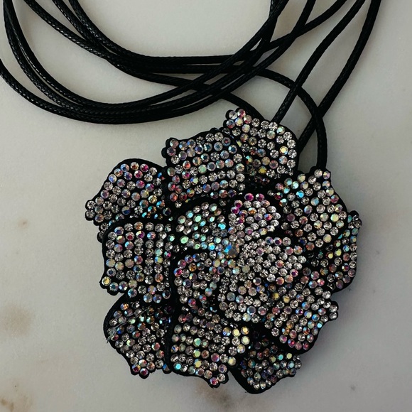 New Rhinestone Flower Large Black Necklace Choker - Picture 10 of 11